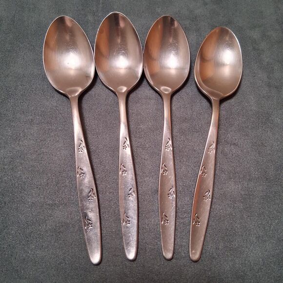 Easterling Floret Tuscan Ware Soup/Place Spoons - 4 - Picture 1 of 3